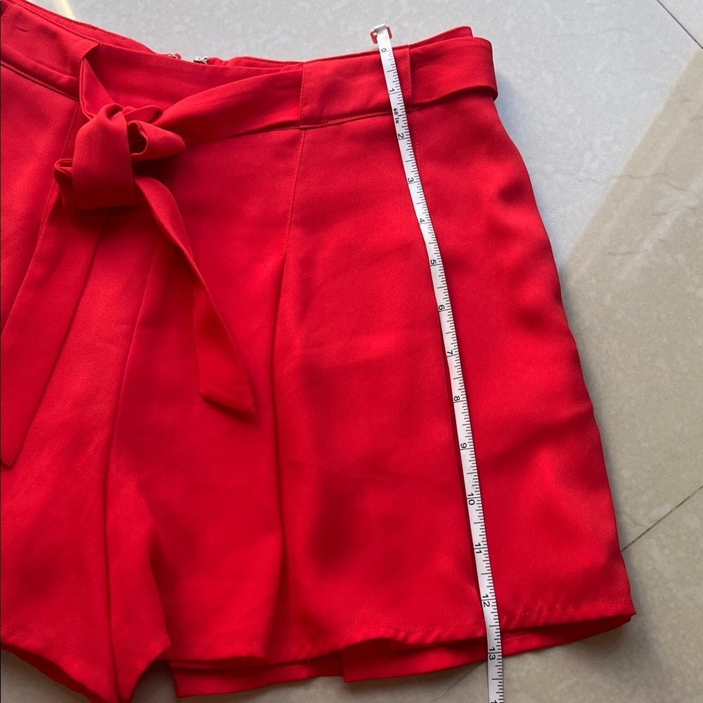 Aritzia Sunday Best Westley Flowy Shorts in Scarlet Red (Size 2) - Picture 10 of 13